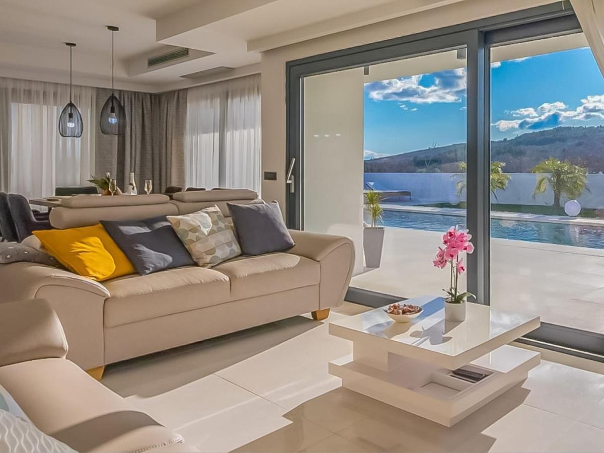 Villa Milly Vrh  Kültér fotó